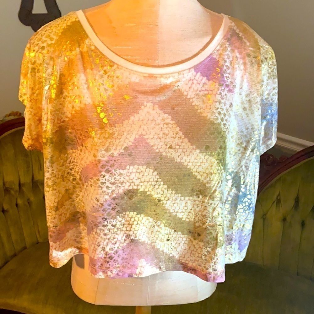 Charlotte Russe, oversized crop top. Women’s S.